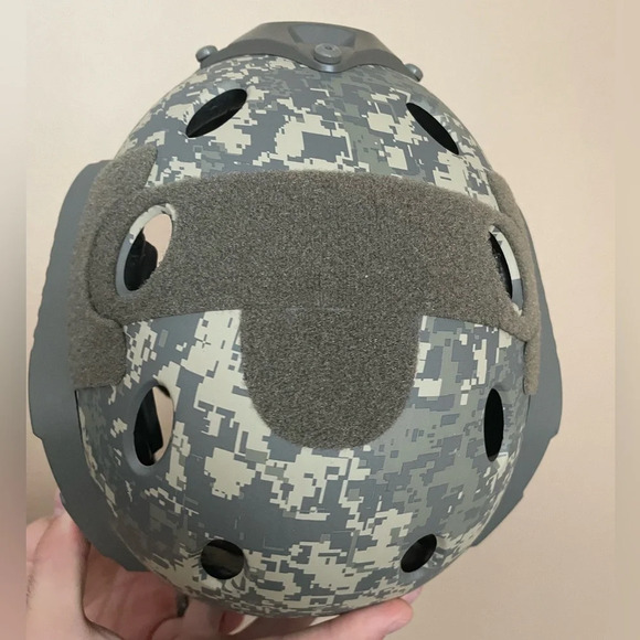 Men’s Air-soft Helmet - Picture 3 of 6